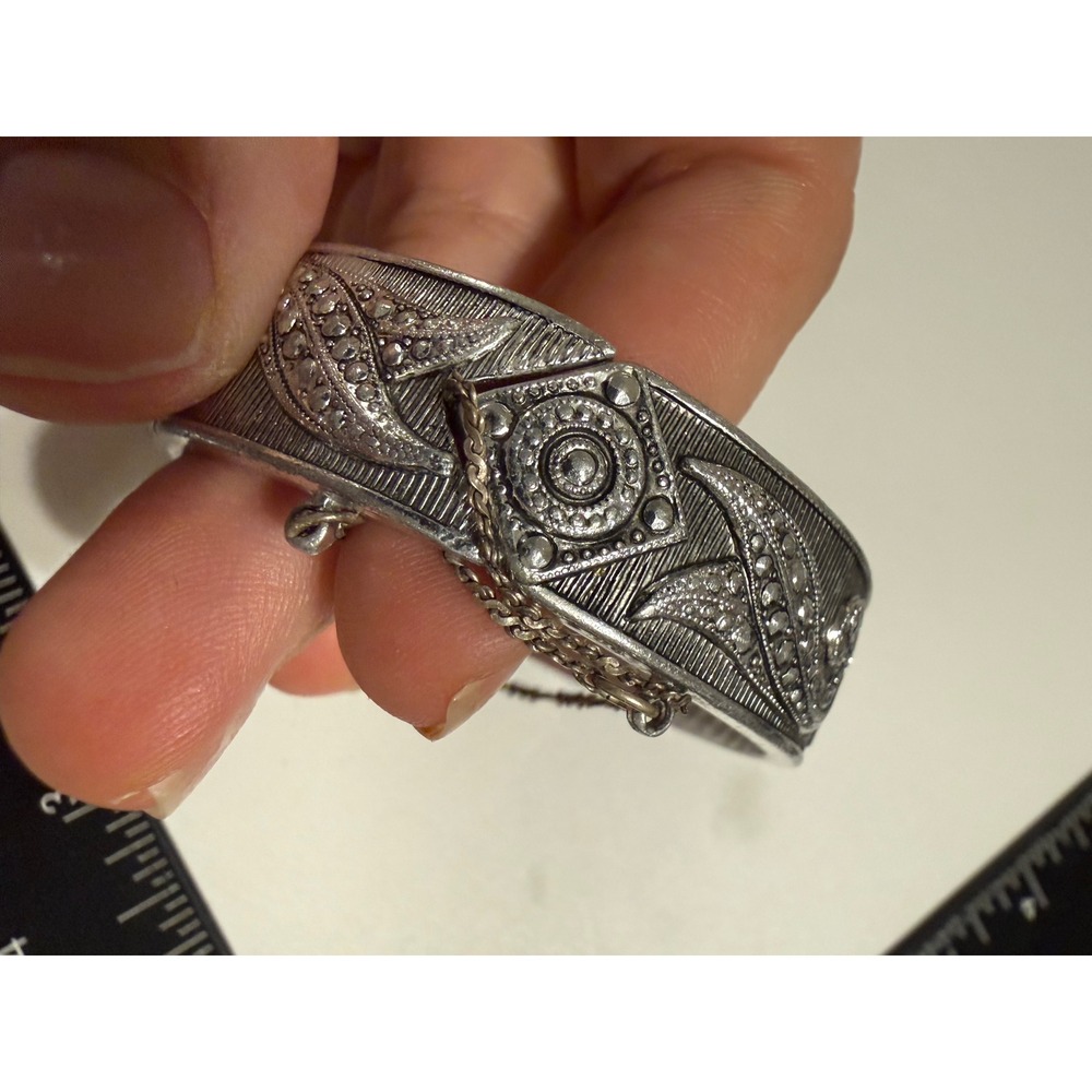 Vintage Art Deco Silver Tone Hinged Bangle‎ Bracelet Faux Marcasite Safety Chain